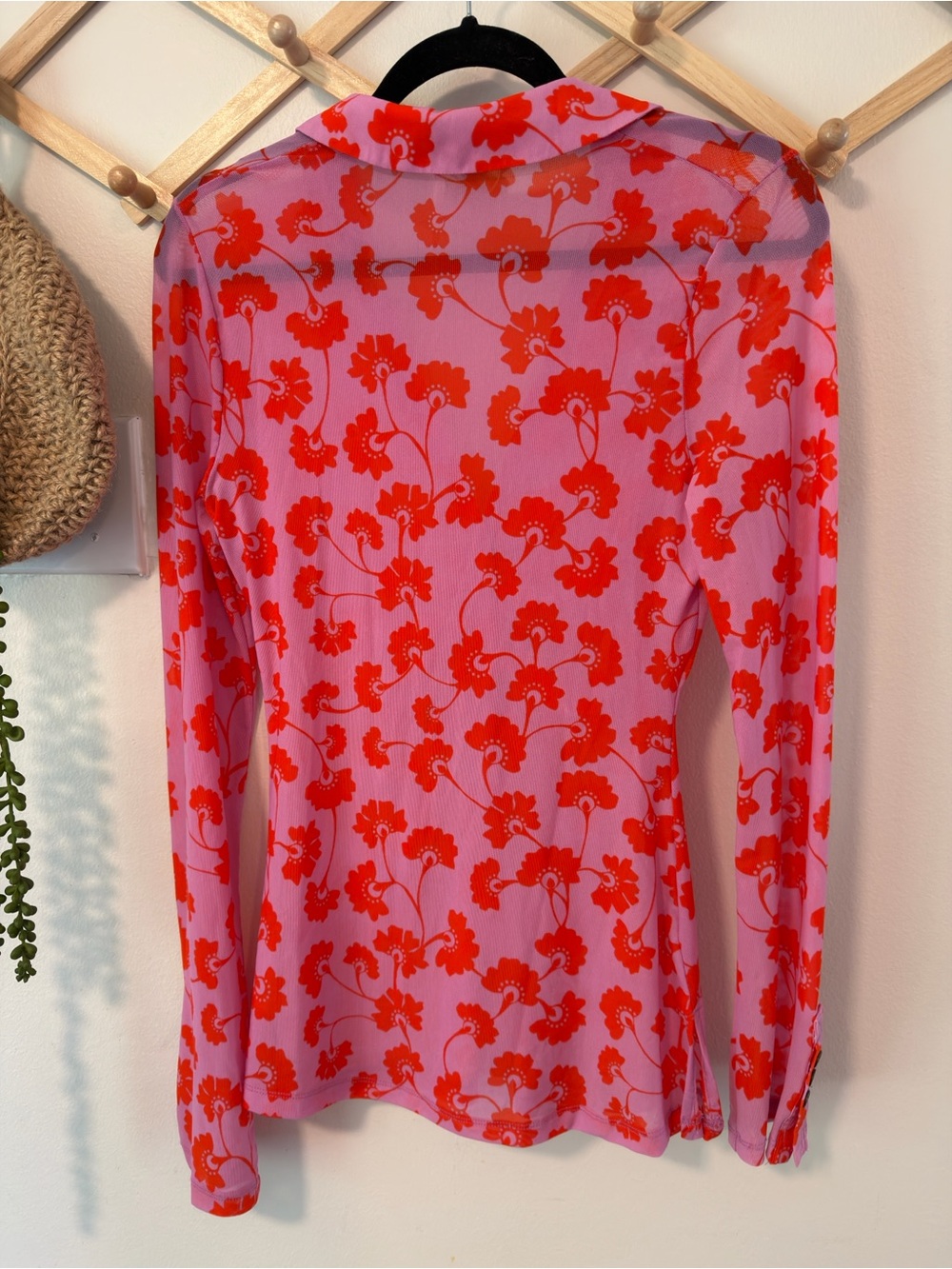 Free People Floral Mesh Ruched Button Down Top Size S Pink Red - Picture 7 of 7